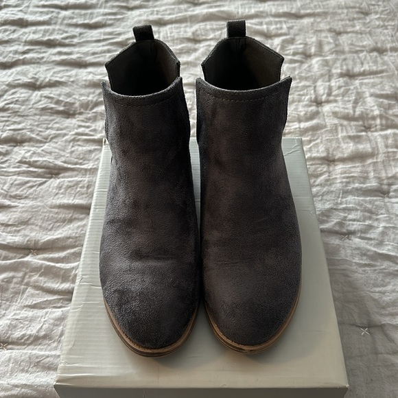💕 2 for $15 - Suede like booties - Picture 2 of 8